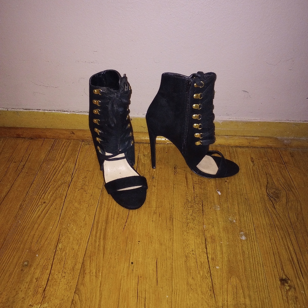 Pretty little things Boots sandal